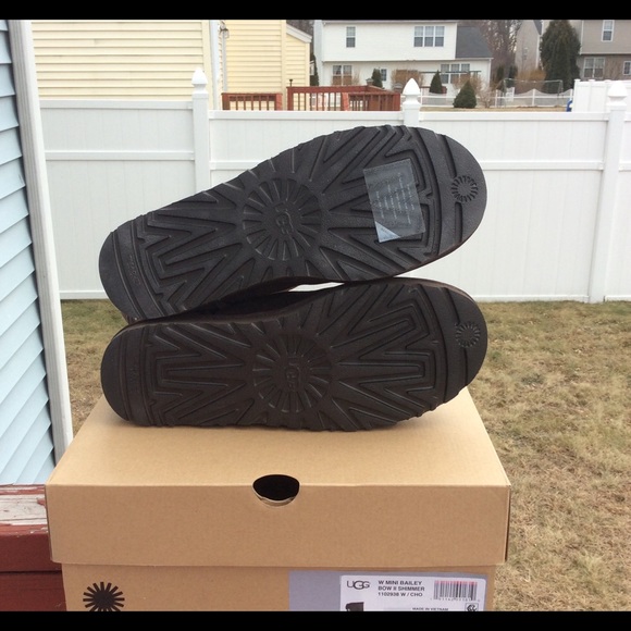 UGG MINI BAILEY BOW II SHIMMER - Picture 4 of 6